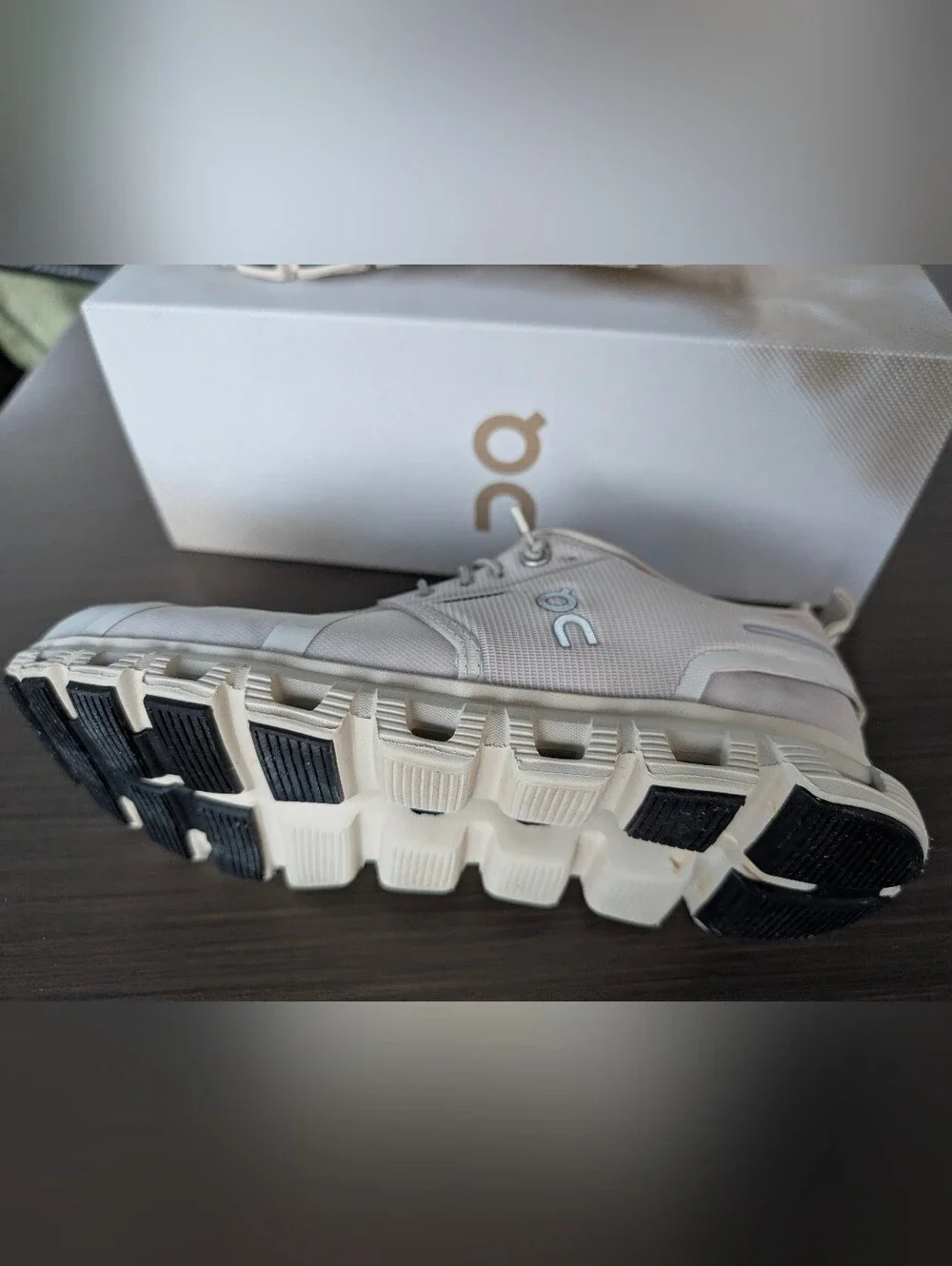 On Cloud 6 Women Waterproof Sneaker Pearl Cream -7M